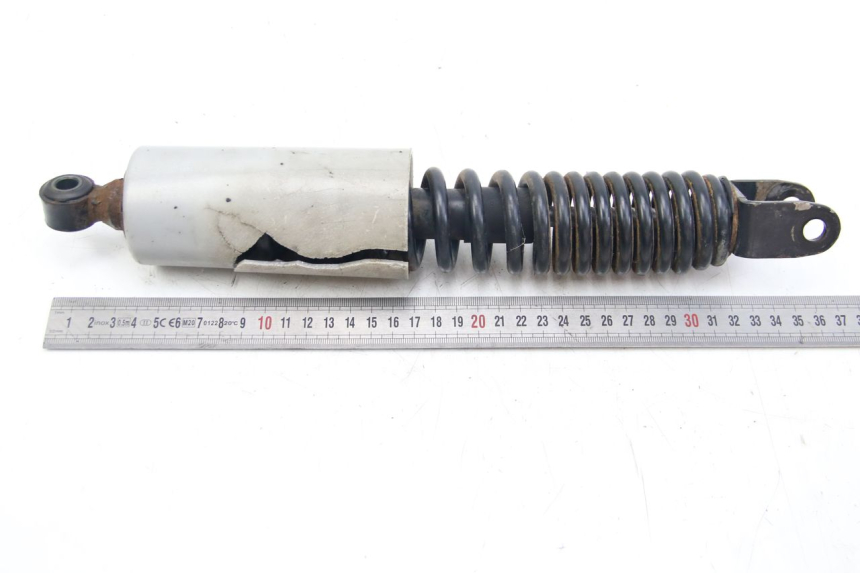 photo de HINTERE FEDERUNG APRILIA SCARABEO 4T 50 (2009 - 2017) - Details der Befestigungspunkte