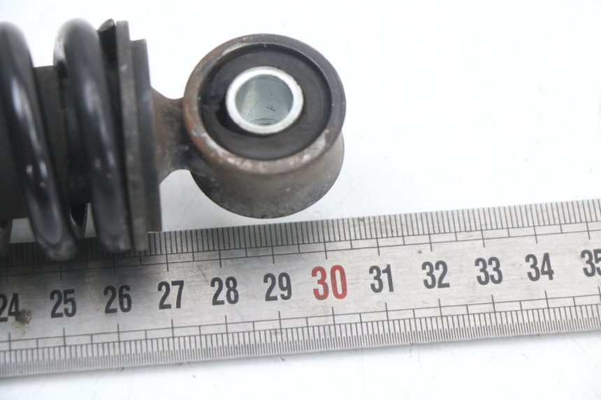 photo de HINTERE FEDERUNG PEUGEOT VIVACITY NEW 4T 50 (2008 - 2017) - Zoom auf Gebrauchszustand