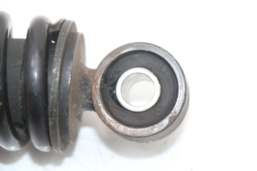 photo de HINTERE FEDERUNG PEUGEOT VIVACITY NEW 4T 50 (2008 - 2017) - Details der Befestigungspunkte