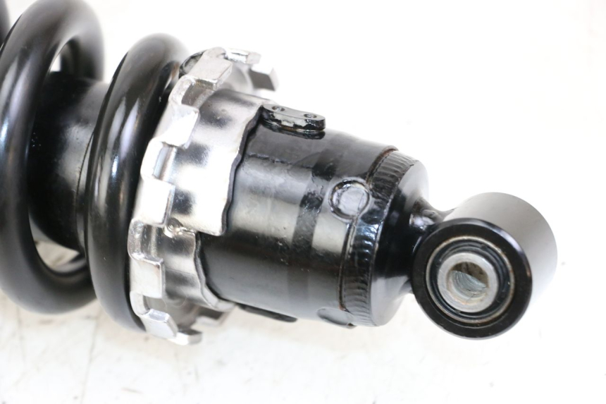 photo de FEDERBEIN YAMAHA TRACER 7 700 (2020 - 2024) - Oberflächenzustand und Material