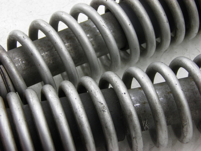 photo de FEDERBEIN YAMAHA YBR CUSTOM 125 (2008 - 2010) - Zoom auf Gebrauchszustand