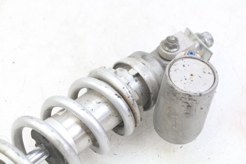 photo de HINTERE FEDERUNG YAMAHA YZF R1 1000 (2007 - 2008) - Oberflächenzustand und Material