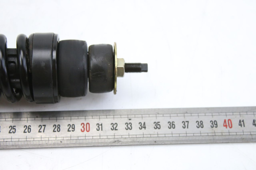 photo de HINTERE FEDERUNG PIAGGIO ZIP 4T 50 (2018 - 2020) - Details der Befestigungspunkte