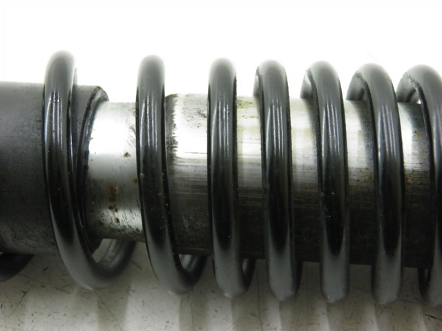 photo de FEDERBEIN VORNE LML DLX 2T 125 (2008) - Details der Befestigungspunkte