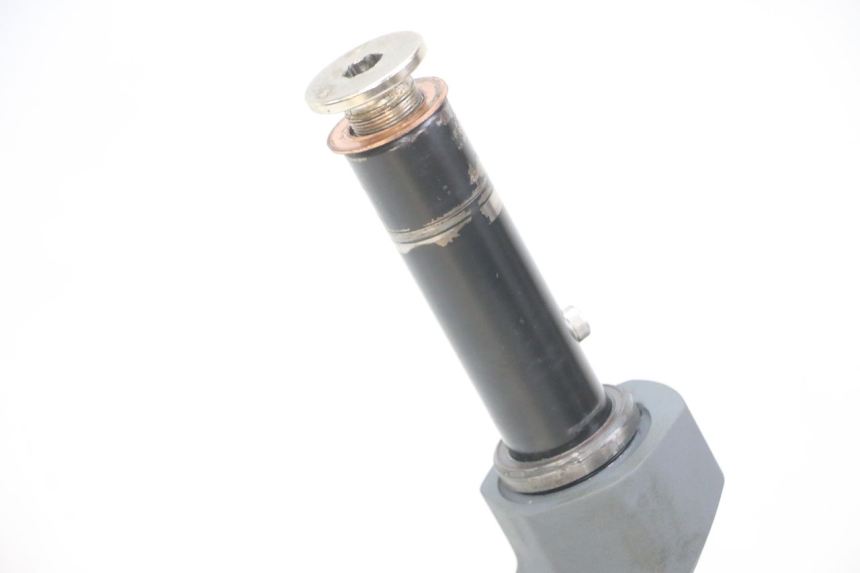 photo de FEDERBEIN VORNE PUNK ELECTRIC RIDER 1 - Details der Befestigungspunkte