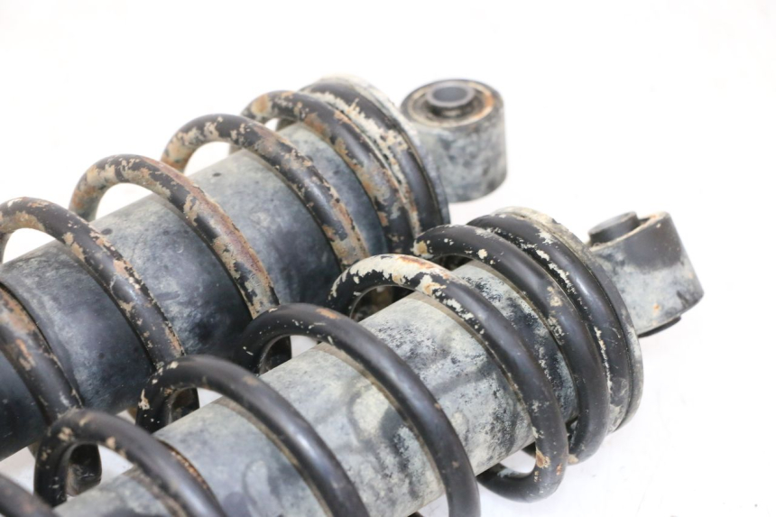 photo de FEDERBEIN VORNE YAMAHA YFM BRUIN 350 (2003 - 2009) - Details der Befestigungspunkte