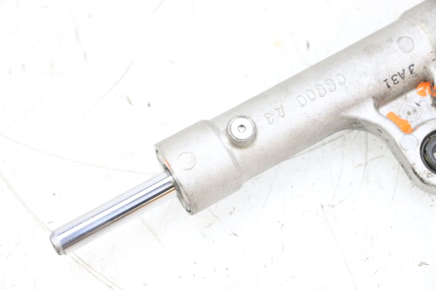 photo de LENKUNGSDÄMPFER SUZUKI GSXR GSX-R 1000 (2003 - 2004) - Details der Befestigungspunkte