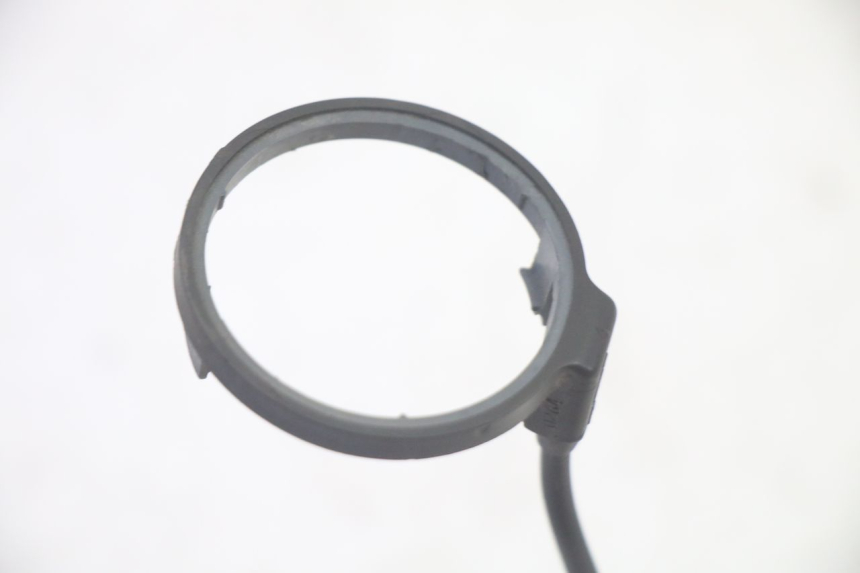 photo de TRANSPONDERANTENNE PEUGEOT ELYSEO 125 (1999 - 2004) - Zoom auf Gebrauchszustand