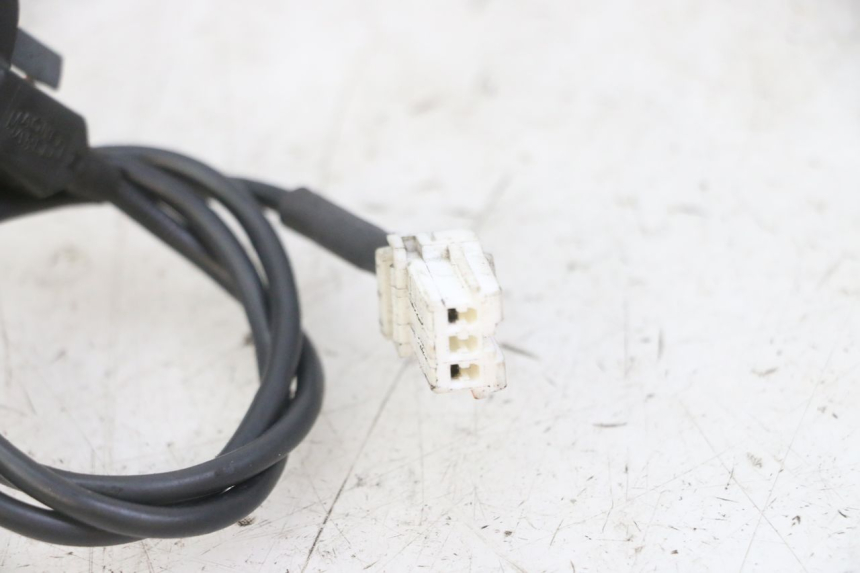 photo de TRANSPONDERANTENNE PEUGEOT ELYSTAR 125 (2002 - 2007) - Zoom auf Gebrauchszustand