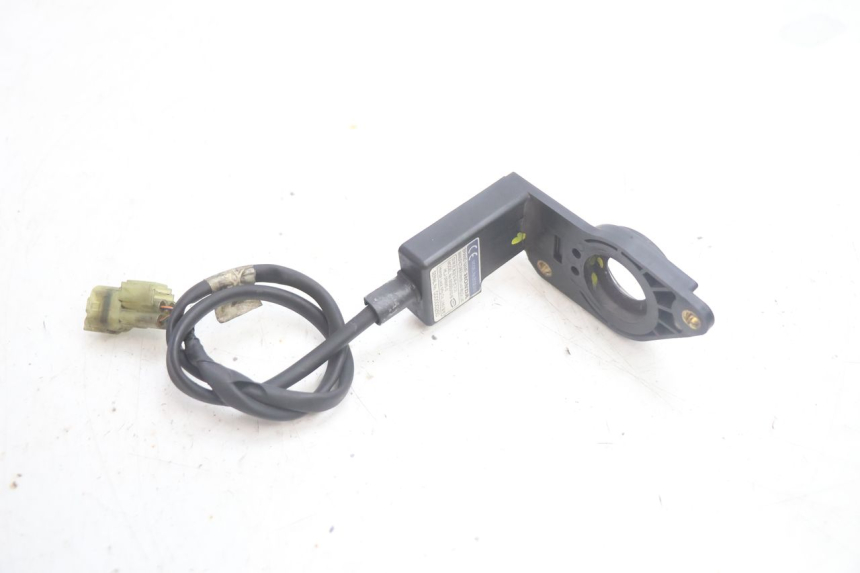 photo de TRANSPONDERANTENNE HONDA FJS SILVER WING SILVERWING 400 (2005 - 2008) - Alternative Perspektive