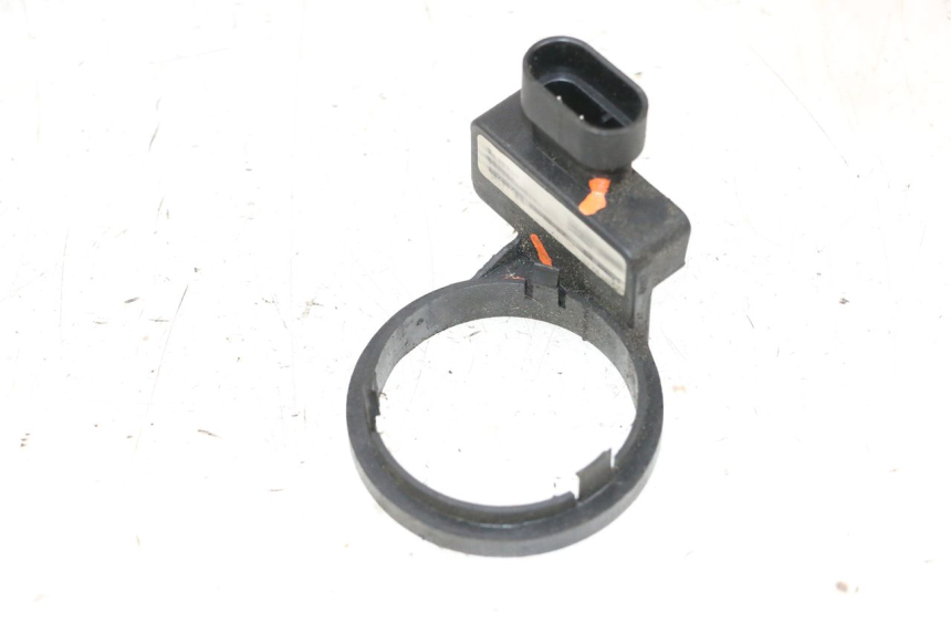 photo de TRANSPONDERANTENNE PIAGGIO MP3 LT 400 (2007 - 2012) - Alternative Perspektive