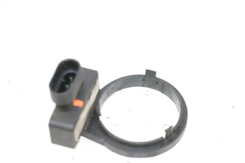 photo de TRANSPONDERANTENNE PIAGGIO MP3 LT 400 (2007 - 2012) - Alternative Perspektive