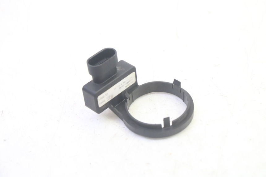 photo de TRANSPONDERANTENNE PIAGGIO MP3 RL 250 (2006 - 2010) - Hauptansicht