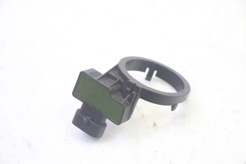 photo de TRANSPONDERANTENNE PIAGGIO MP3 500 (2016 - 2018) - Alternative Perspektive