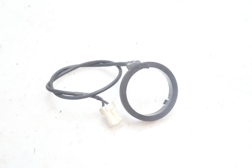 photo de TRANSPONDERANTENNE PIAGGIO MP3 125 (2006 - 2014) - Detailansicht des Bauteils