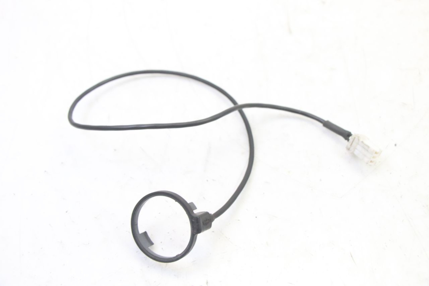 photo de TRANSPONDERANTENNE PEUGEOT SATELIS COMPRESSOR K15 125 (2006 - 2009) - Hauptansicht