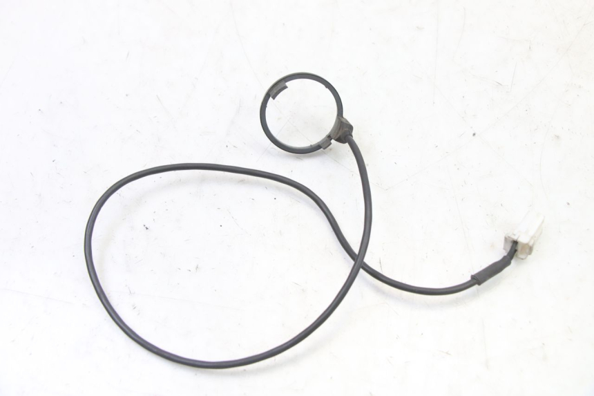 photo de TRANSPONDERANTENNE PEUGEOT SATELIS COMPRESSOR K15 125 (2006 - 2009) - Alternative Perspektive