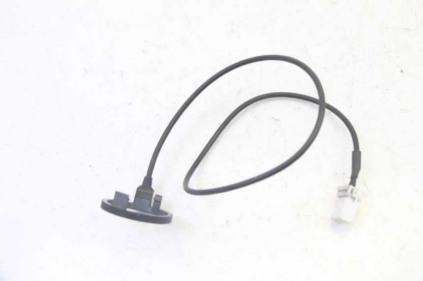 photo de TRANSPONDERANTENNE PEUGEOT SATELIS 125 (2006 - 2009) - Alternative Perspektive