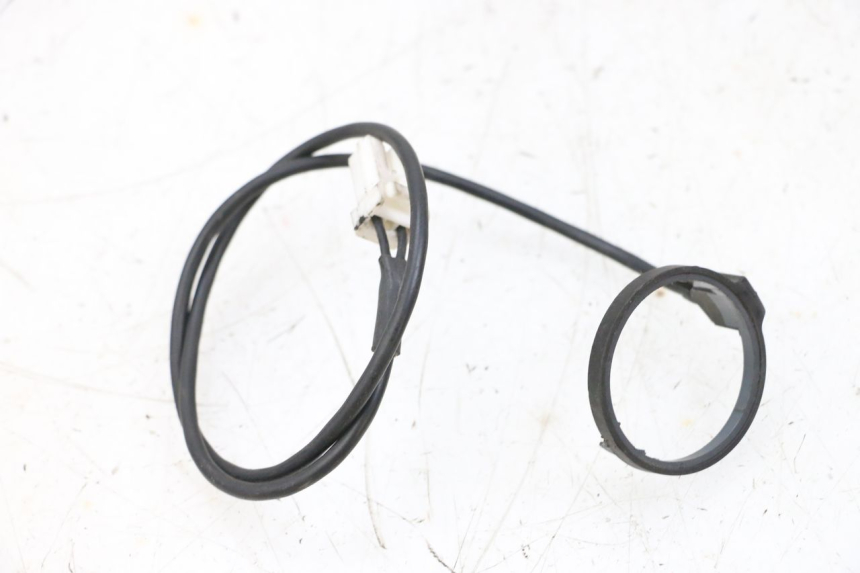 photo de TRANSPONDERANTENNE PEUGEOT SATELIS 125 (2006 - 2009) - Alternative Perspektive