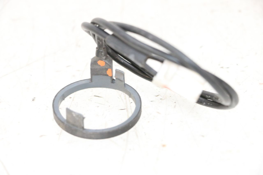 photo de TRANSPONDERANTENNE PEUGEOT SATELIS 125 (2006 - 2009) - Zoom auf Gebrauchszustand