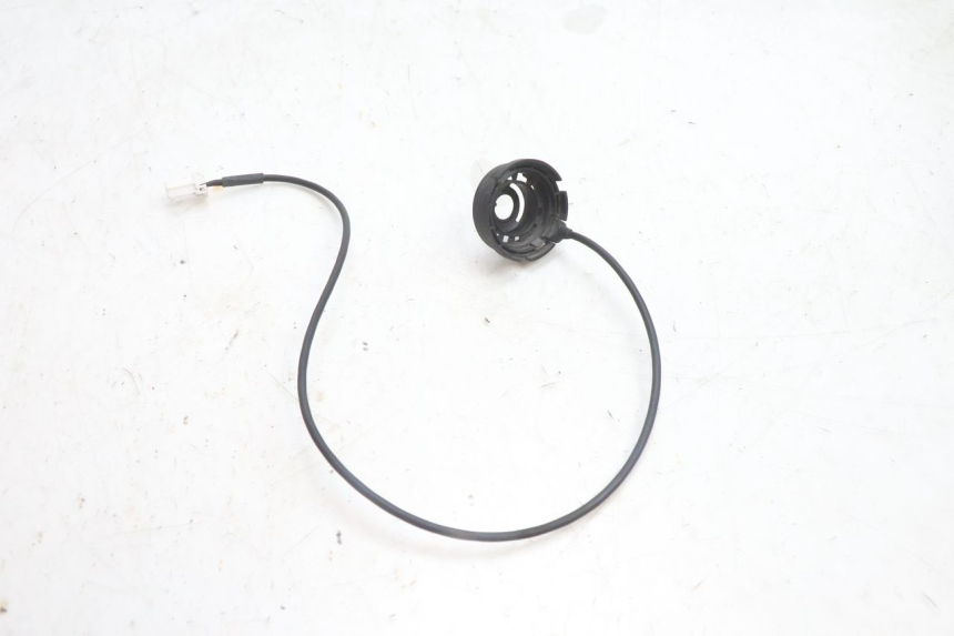 photo de TRANSPONDERANTENNE PEUGEOT SATELIS 125 (2006 - 2009) - Alternative Perspektive