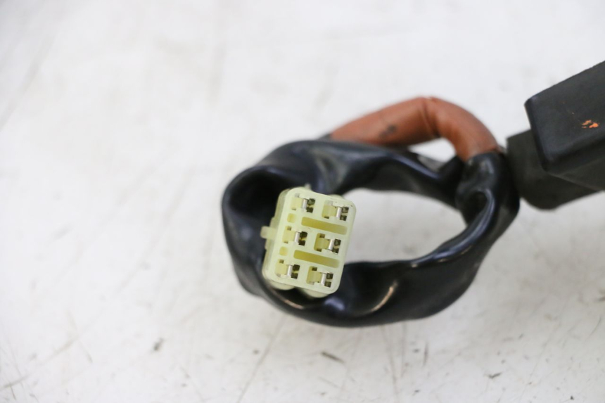 photo de TRANSPONDERANTENNE YAMAHA X-MAX XMAX 125 (2010 - 2013) - Details der Befestigungspunkte