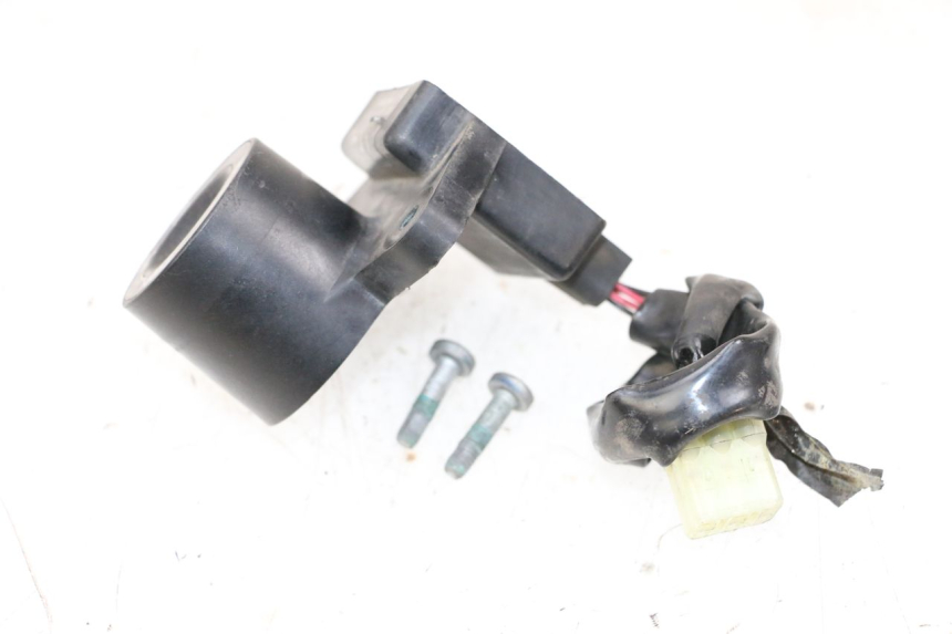 photo de TRANSPONDERANTENNE YAMAHA XMAX X-MAX 125 (2006 - 2009) - Details der Befestigungspunkte