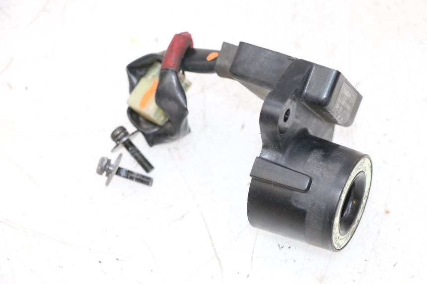 photo de TRANSPONDERANTENNE YAMAHA YP MAJESTY 400 (2004 - 2008) - Alternative Perspektive