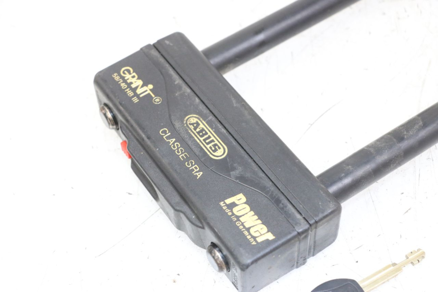 photo de DIEBSTAHLSICHERUNG PIAGGIO NEW TYPHOON 50 (2010 - 2017) - Alternative Perspektive