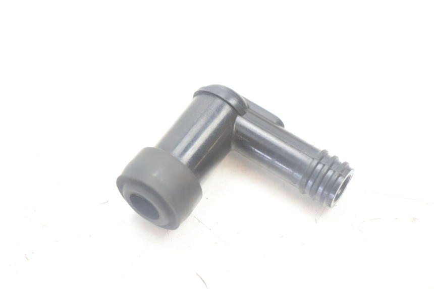 photo de ZÜNDKERZENSTECKER CF MOTO E-CHARM 125 (2005 - 2008) - Detailansicht des Bauteils