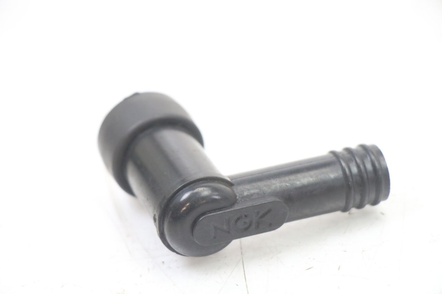 photo de ZÜNDKERZENSTECKER PEUGEOT LUDIX 50 (2008 - 2017) - Detailansicht des Bauteils