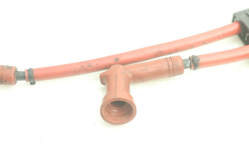 photo de ZÜNDKERZENSTECKER YAMAHA WAVE RUNNER GP R 1200 (2000 - 2003) - Zoom auf Gebrauchszustand