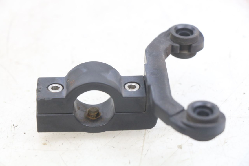 photo de TACHOHALTERUNG KYMCO AGILITY NAKED RENOUVO 2T 50 (2011 - 2018) - Detailansicht des Bauteils