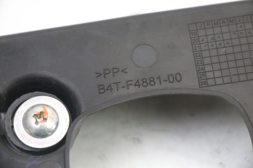 photo de TACHOMETER HALTER YAMAHA TRACER 7 700 (2020 - 2024) - Technische Nahaufnahme