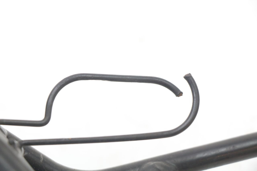 photo de VERKLEIDUNGSHALTER SUZUKI BURGMAN 125 (2007 - 2014) - Technische Nahaufnahme