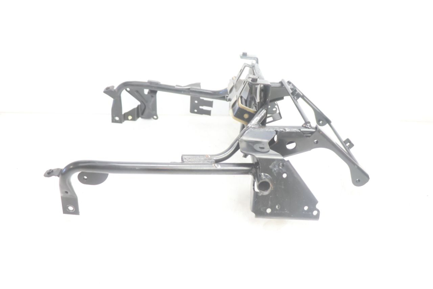 photo de VERKLEIDUNGSHALTER SUZUKI BURGMAN EXECUTIVE ABS 650 (2006 - 2012) - Detailansicht des Bauteils