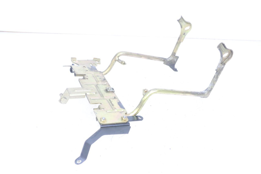 photo de VERKLEIDUNGSHALTER PEUGEOT JET FORCE CARBU 50 (2003 - 2016) - Detailansicht des Bauteils