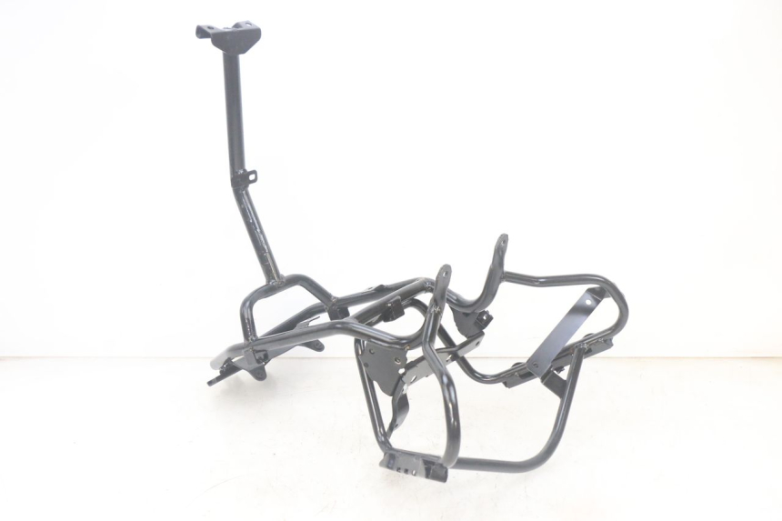 photo de VERKLEIDUNGSHALTER PIAGGIO MP3 HPE 300 (2019 - 2026) - Detailansicht des Bauteils