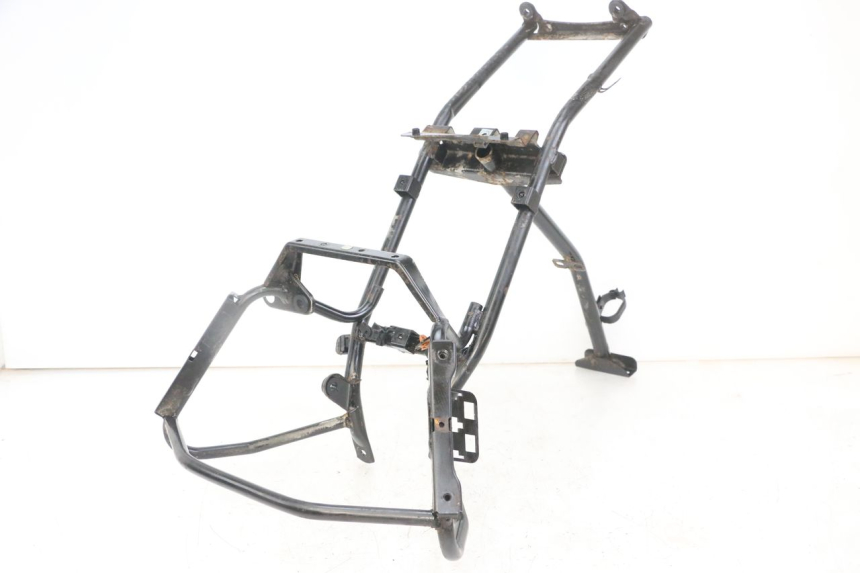 photo de VERKLEIDUNGSHALTER PIAGGIO MP3 LT 300 (2010 - 2016) - Technische Nahaufnahme