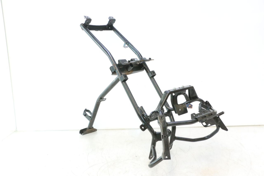 photo de VERKLEIDUNGSHALTER PIAGGIO MP3 500 (2016 - 2018) - Detailansicht des Bauteils