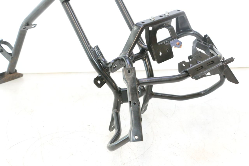 photo de VERKLEIDUNGSHALTER PIAGGIO MP3 500 (2016 - 2018) - Gesamtansicht des Produkts
