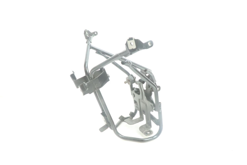 photo de VERKLEIDUNGSHALTER PEUGEOT SATELIS 125 (2006 - 2009) - Detailansicht des Bauteils
