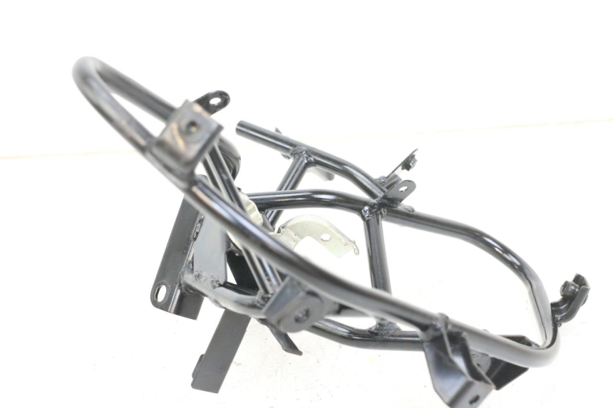 photo de VERKLEIDUNGSHALTER SUZUKI BURGMAN 125 (2018 - 2021) - Zoom auf Gebrauchszustand