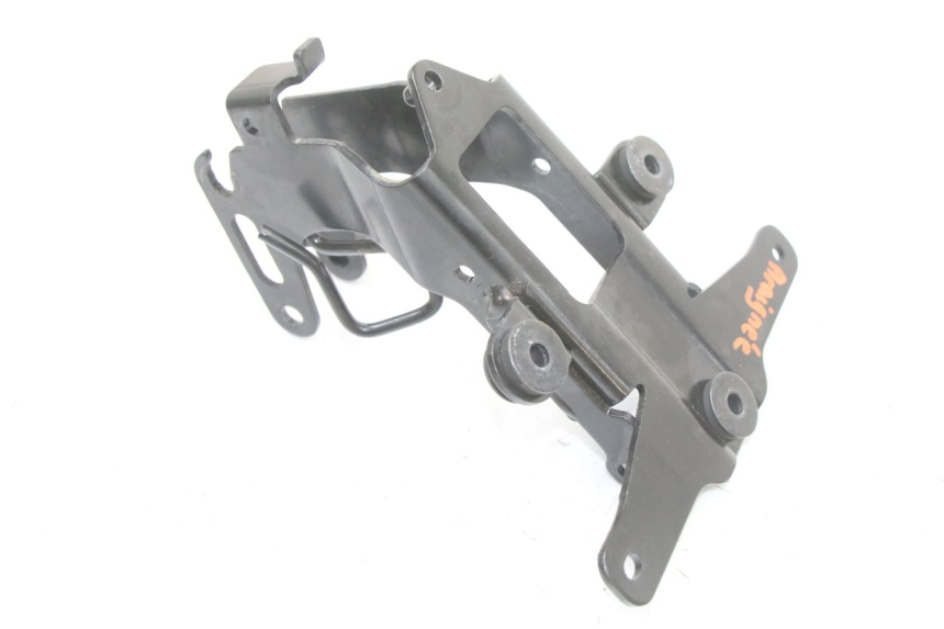 photo de VERKLEIDUNGSHALTER YAMAHA TRACER 7 700 (2020 - 2024) - Zoom auf Gebrauchszustand