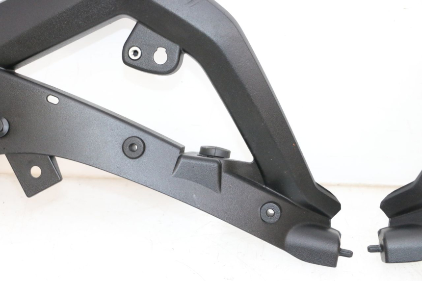 photo de VERKLEIDUNGSHALTER BMW R GS 1250 (2021 - 2024) - Charakteristische Merkmale