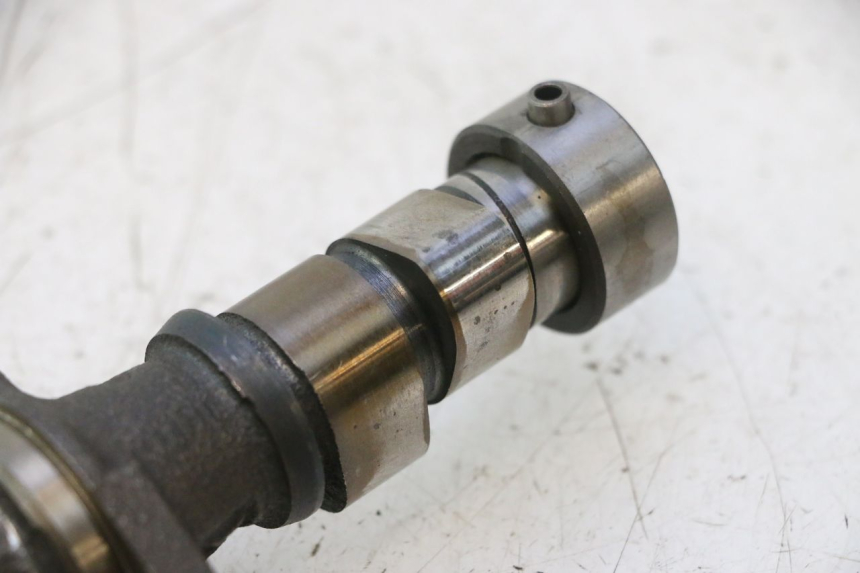 photo de NOCKENWELLE  HONDA CB TWO FIFTY 250 (1991 - 2002) - Zoom auf Gebrauchszustand