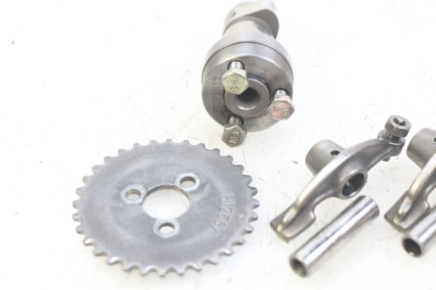 photo de NOCKENWELLE YCF PILOT 125 - Zoom auf Gebrauchszustand