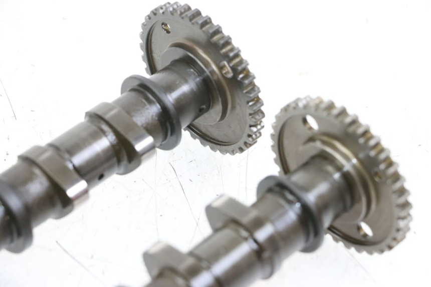 photo de NOCKENWELLE  SUZUKI GSR 750 (2011 - 2017) - Details der Befestigungspunkte