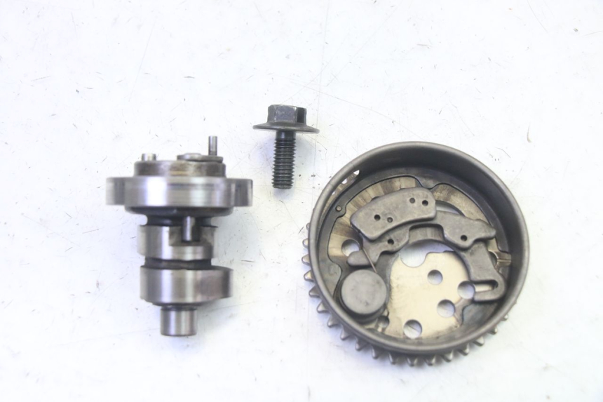 photo de NOCKENWELLE  YAMAHA X-MAX XMAX 125 (2010 - 2013) - Details der Befestigungspunkte