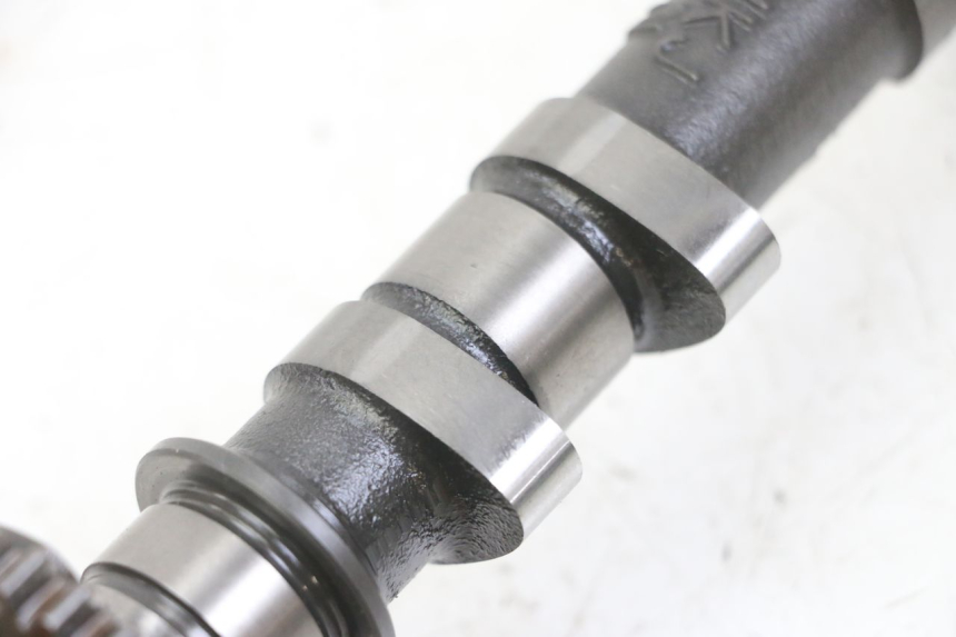 photo de EINLASSNOCKENWELLE HONDA CB R 1000 (2018 - 2023) - Detailansicht des Bauteils